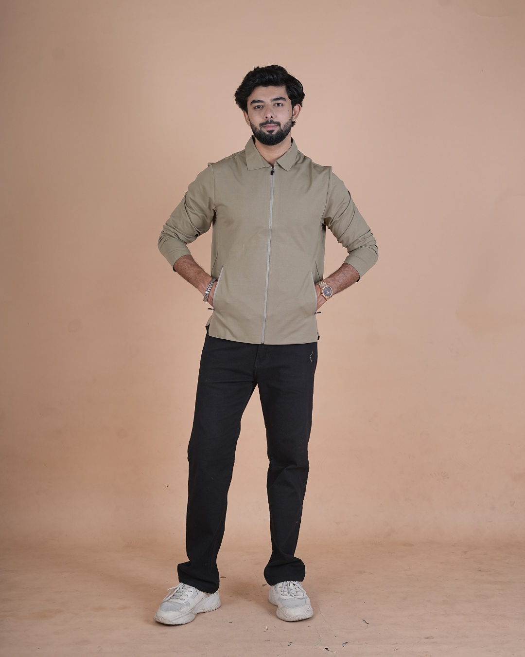 Double Pocket Full-Sleeve Zipper Jacket