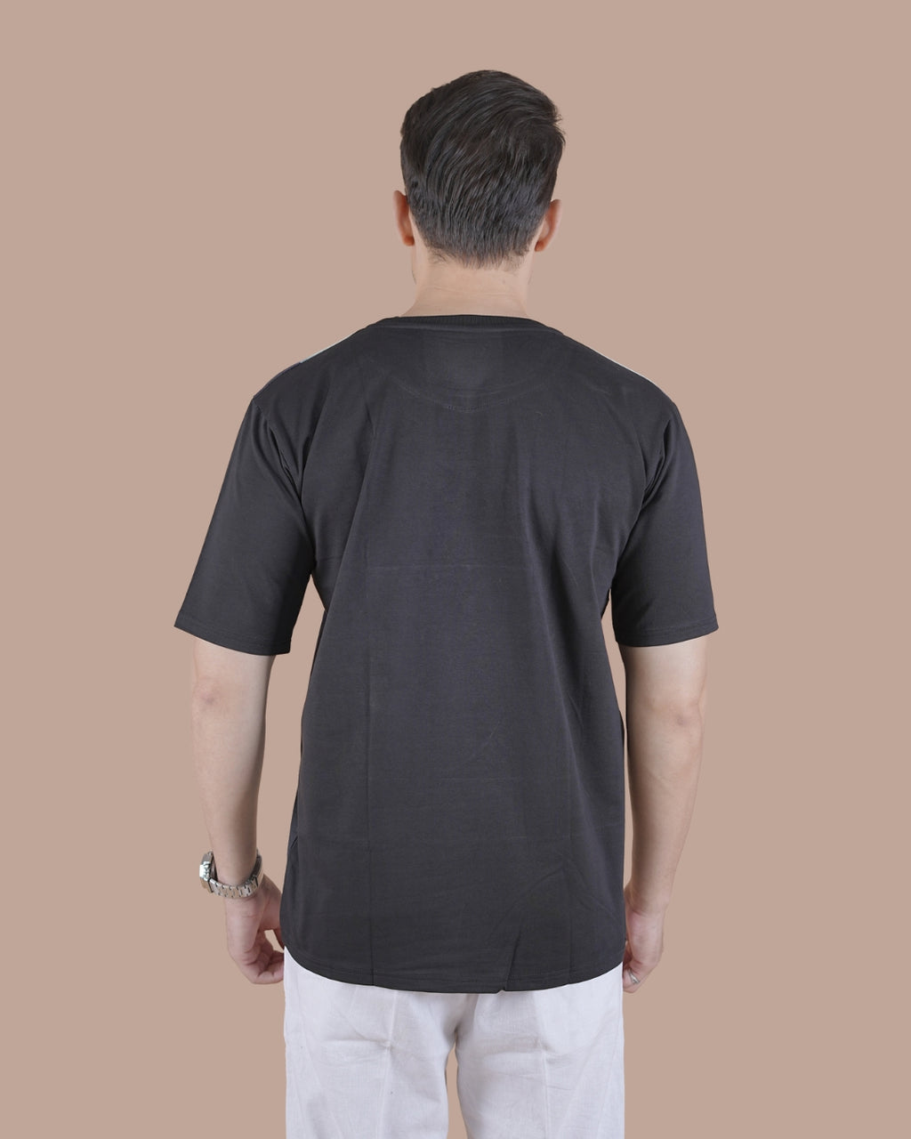 Midnight Noir Linen Graphic Casual T-Shirt