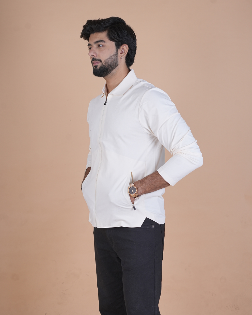 white Double Pocket Full-Sleeve Zipper Jacket
